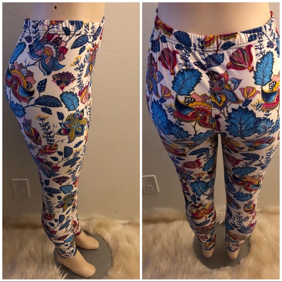 🎃BUY 1 GET 1🎃 Plus Size Printed Legging - Picture 3 of 3